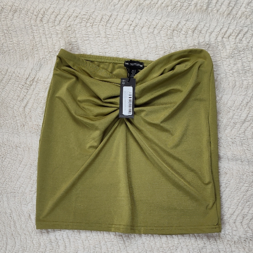 Shape Olive Slinky Acetate Ruched Front Mini Skirt Pretty Little Thing Size 6 - Picture 1 of 8